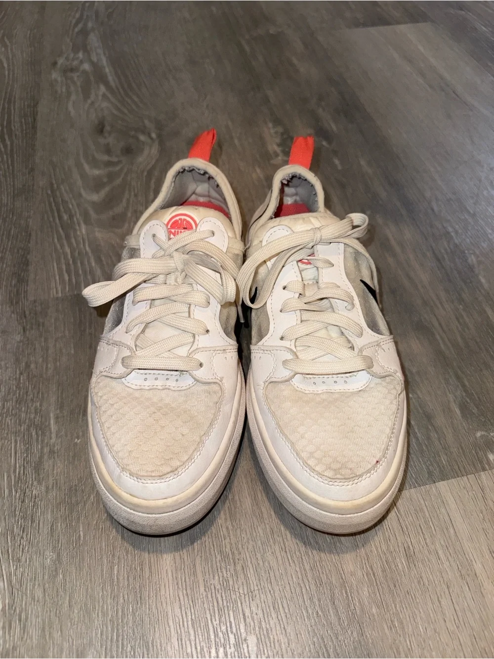 Nike Fontanka Edge sneakers